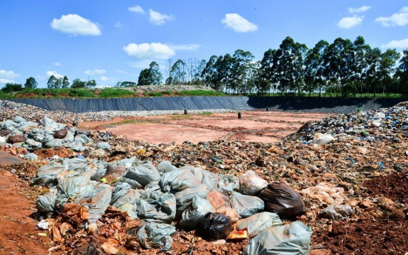 Utilização compartilhada do aterro sanitário.